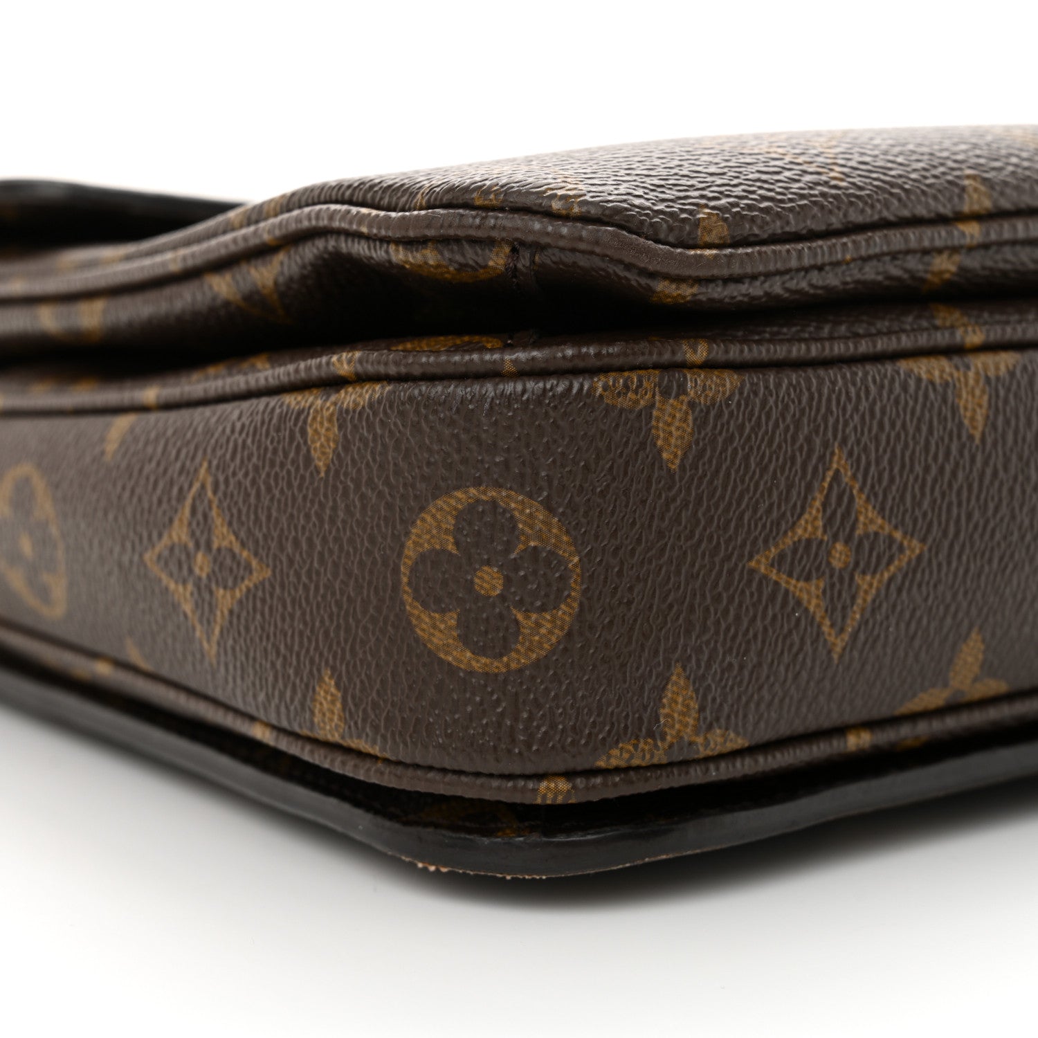 Louis Vuitton Monogram Pochette Metis 9 of 18
