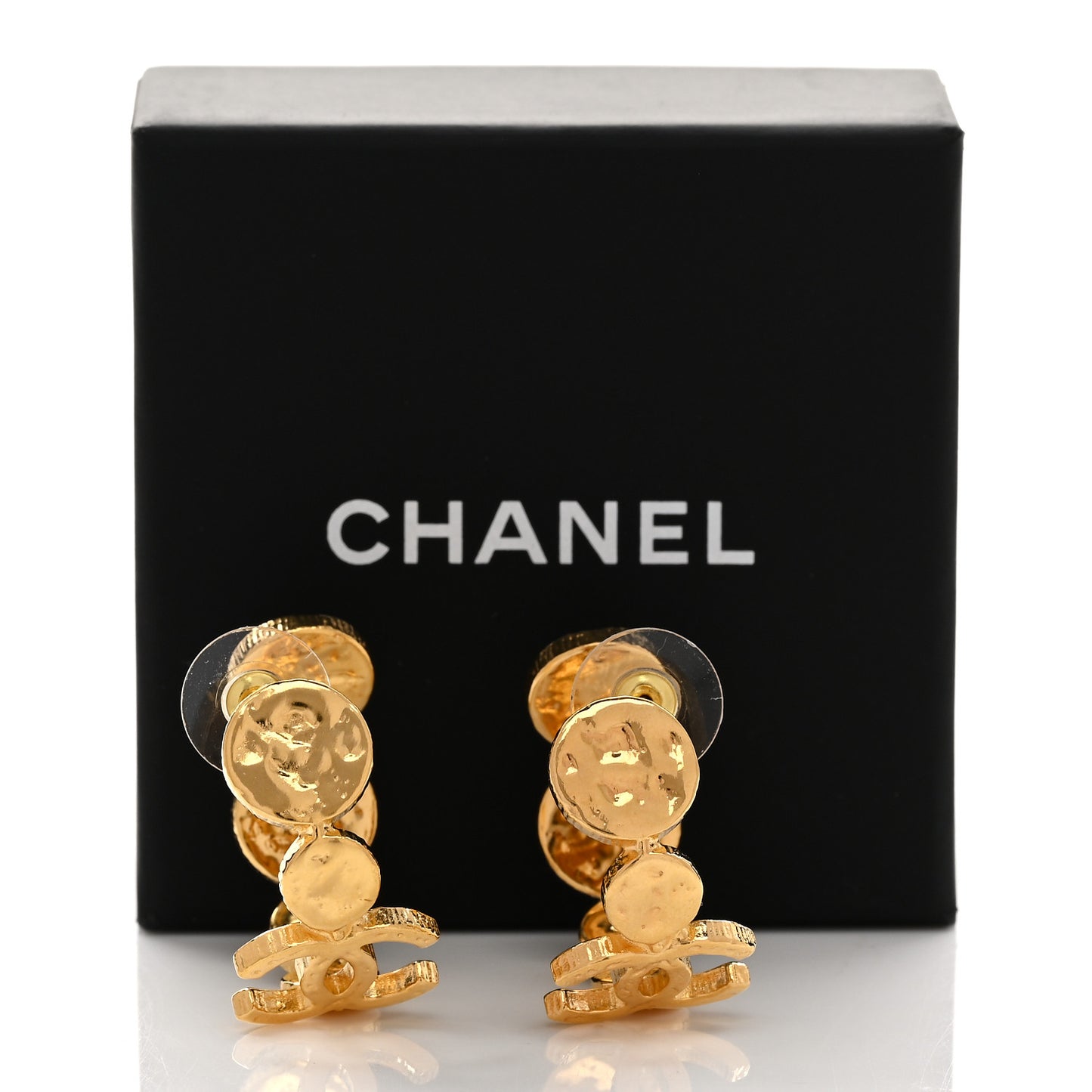 Metal Textured Disc CC Hoop Earrings Gold