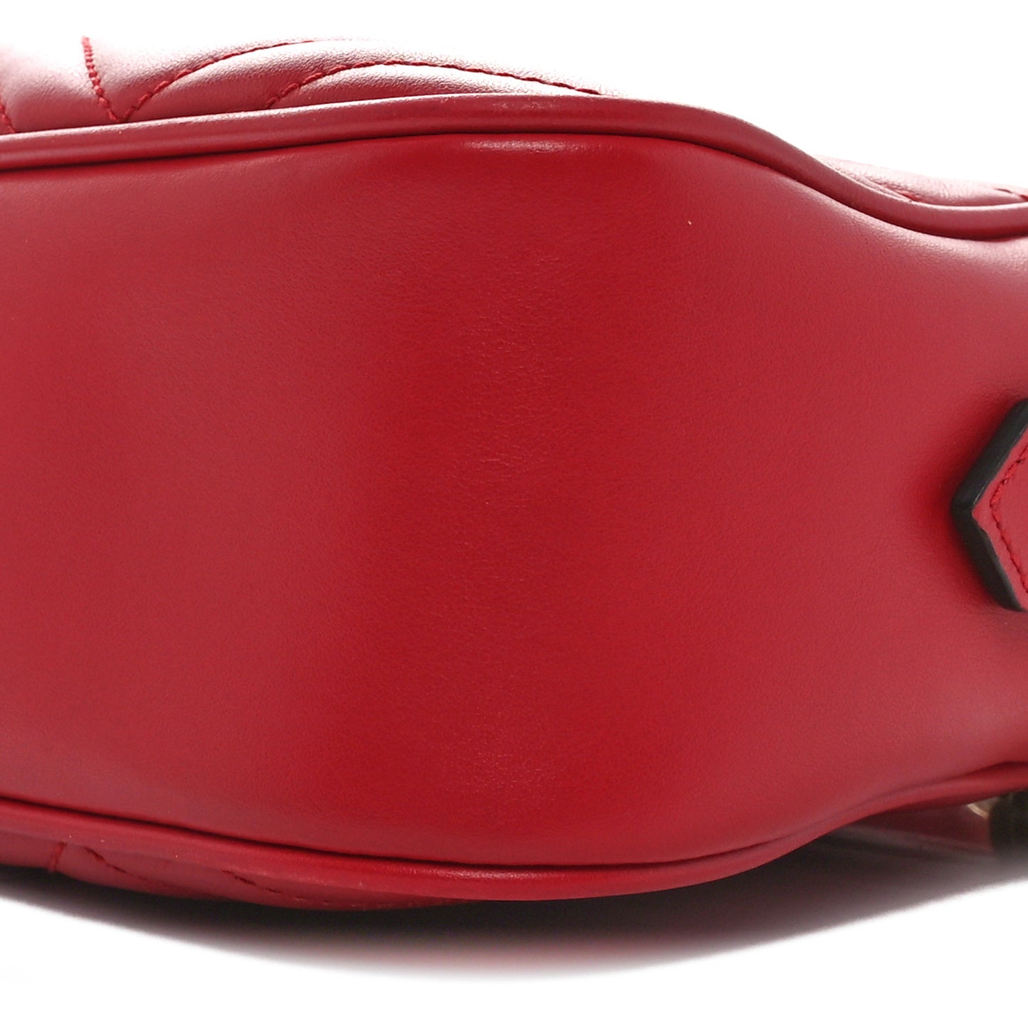 Calfskin Matelasse Small GG Marmont Chain Shoulder Bag Hibiscus Red