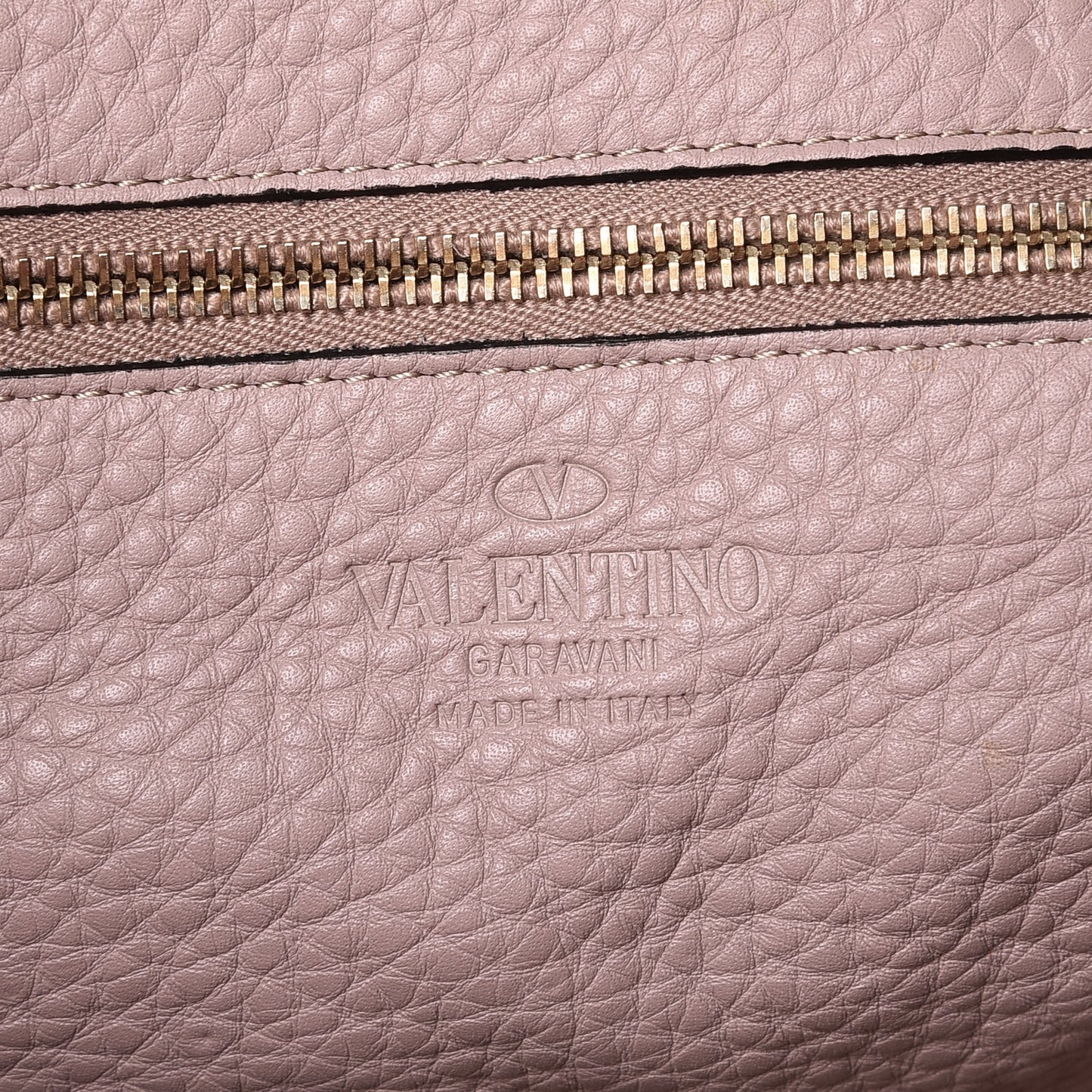 Pebbled Calfskin Medium Rockstud Tote Water Rose