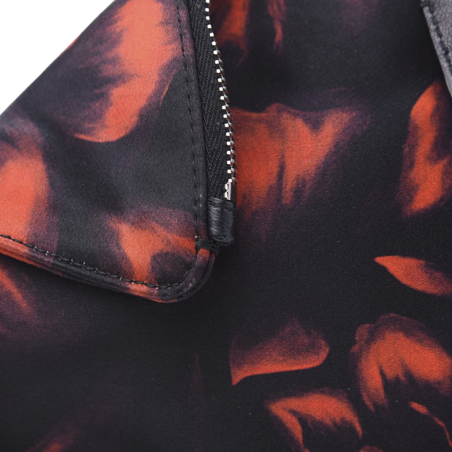 Alexander McQueen Silk Night Flowers De Manta Clutch Red Black 12 of 12