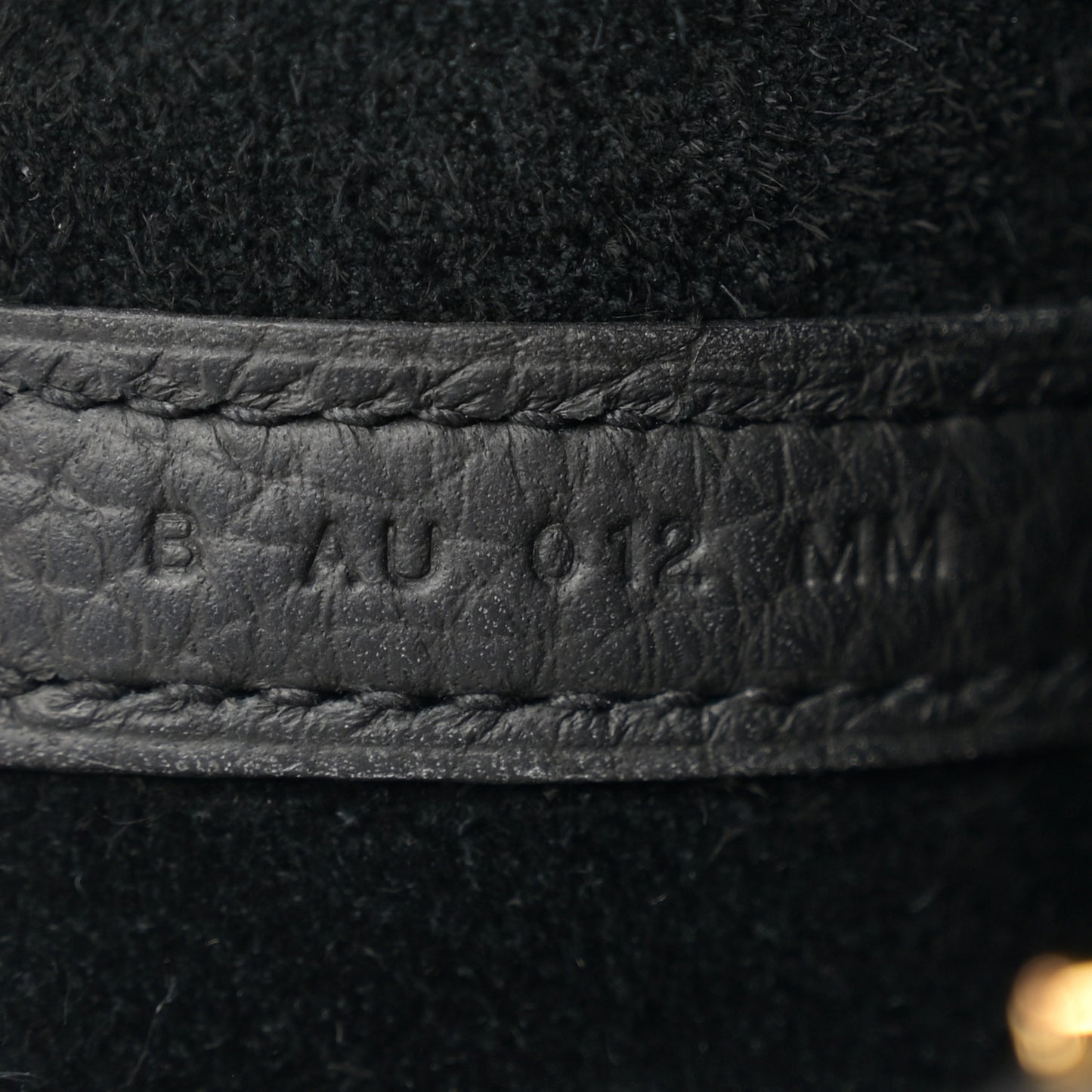 Taurillon Clemence Picotin Lock 18 PM Black