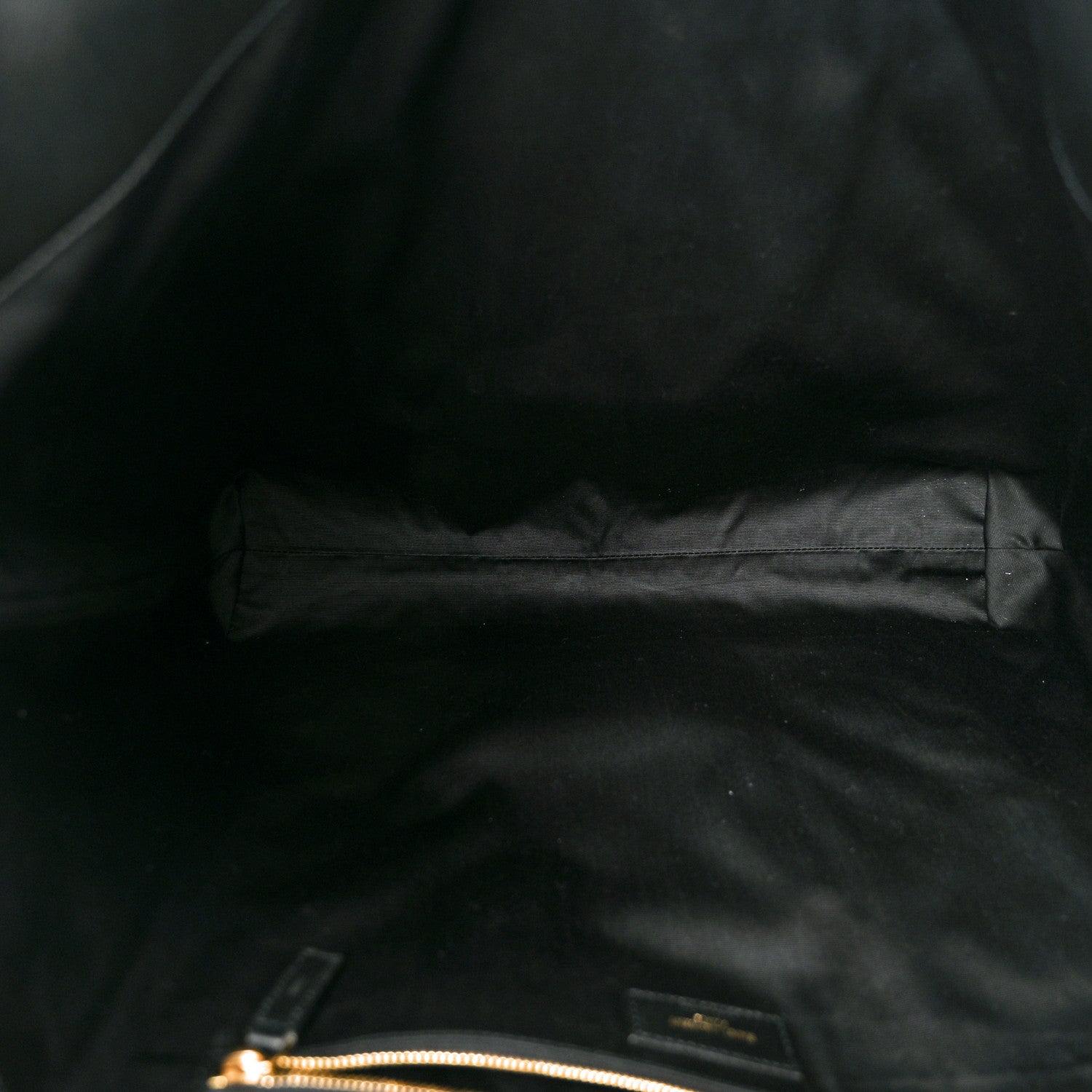 Saint Laurent Lambskin Quilted Maxi Icare Shopping Tote Black 6 of 11