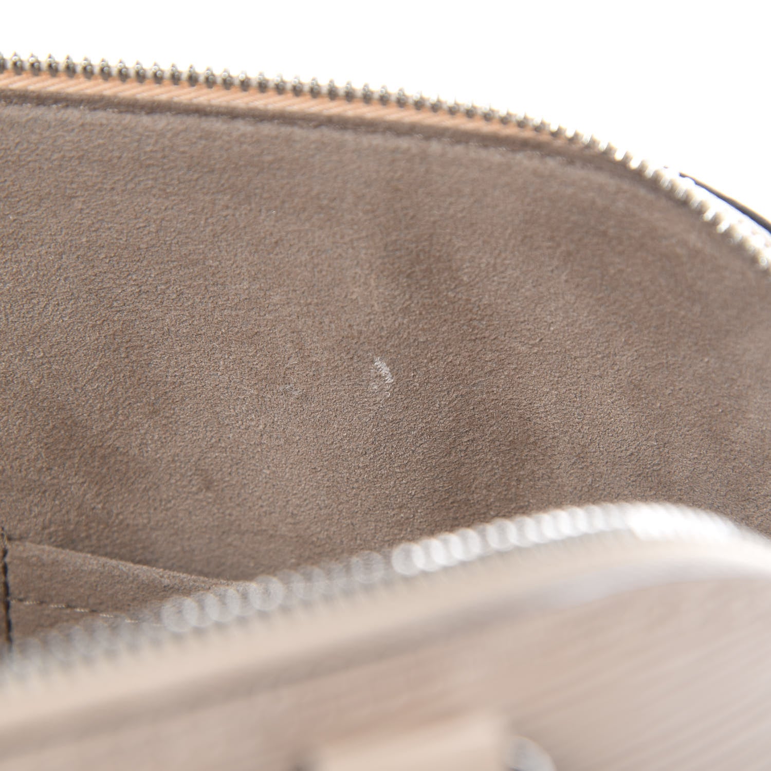 Louis Vuitton Epi Alma PM Dune 13 of 18
