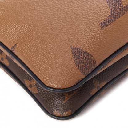 Louis Vuitton Reverse Monogram Giant Double Zip Pochette 6 of 8