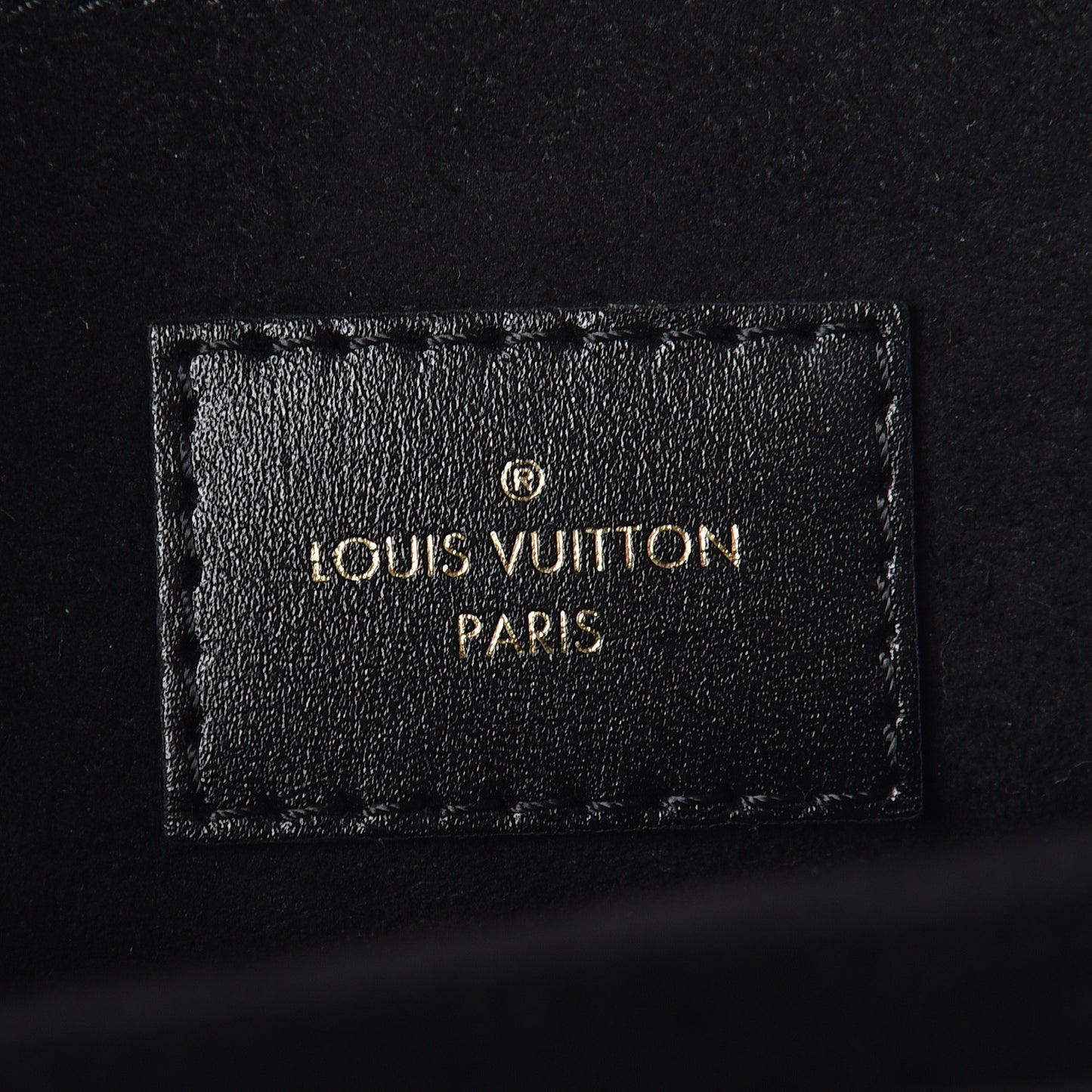 Reverse Monogram Pochette Metis
