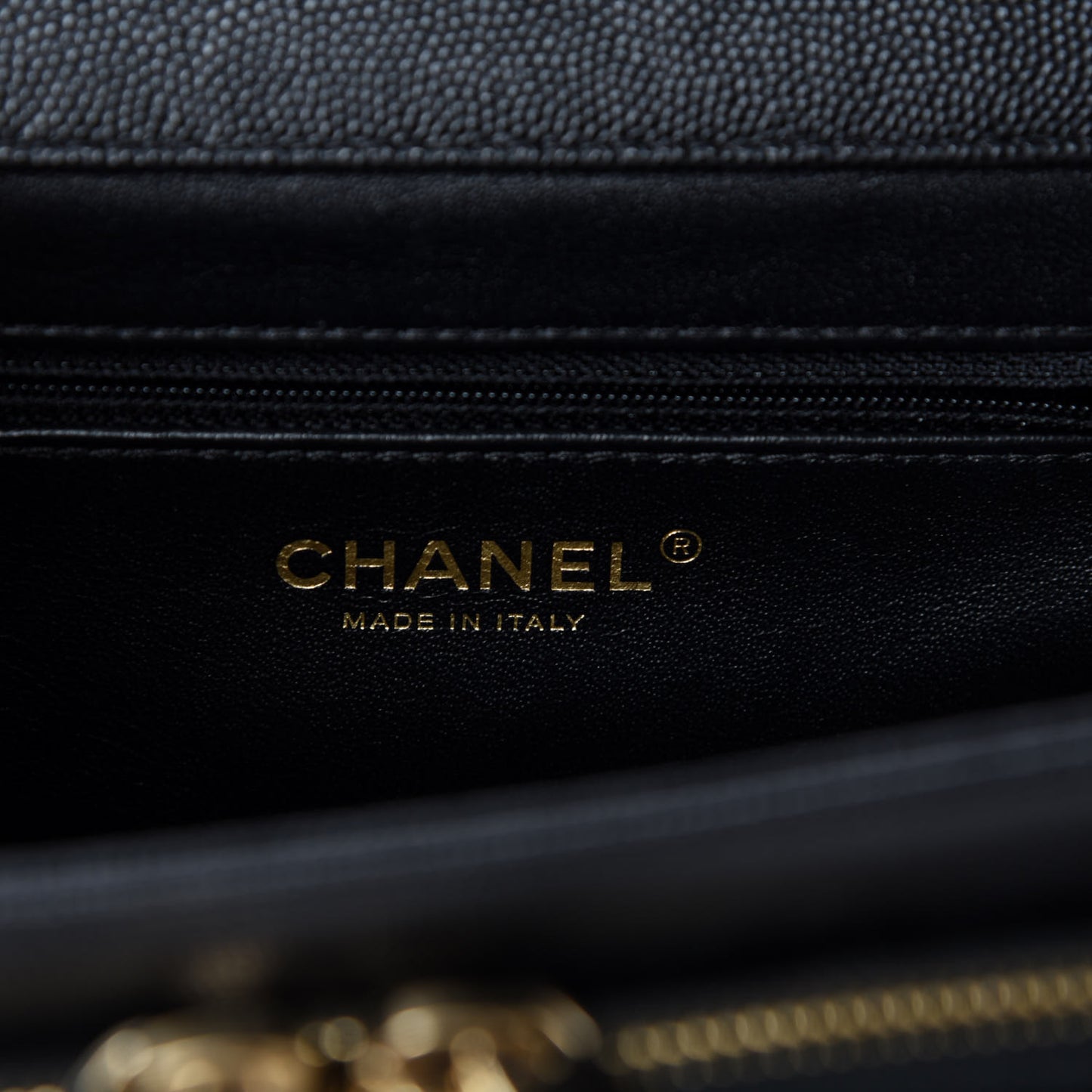 Caviar Quilted Mini Business Affinity Flap Black