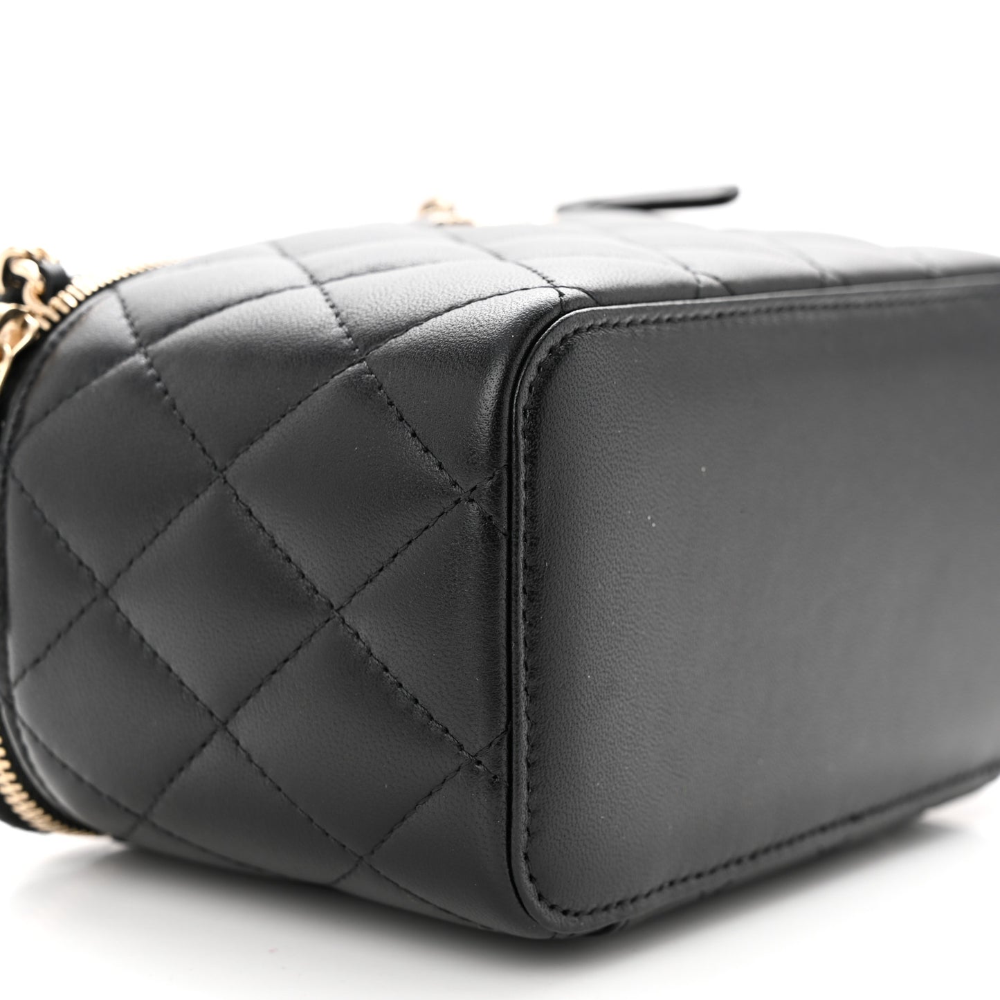 Lambskin Quilted Small Vanity Case With Chain Black
