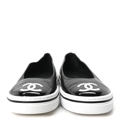 Chanel Crumpled Shiny Lambskin Patent Calfskin CC Ballet Flats 36.5 Black 3 of 10