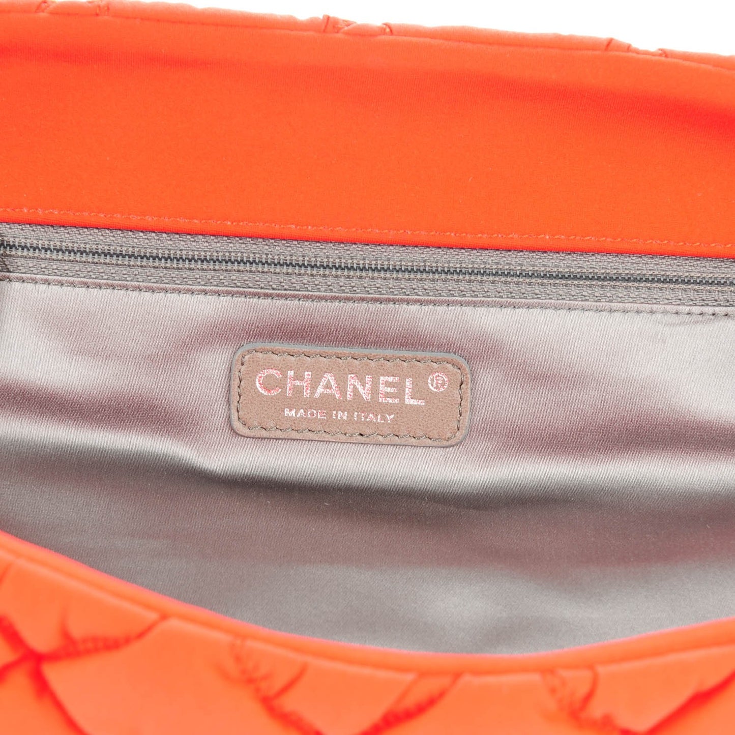 Nylon Bubble Quilt Accordion Flap Red