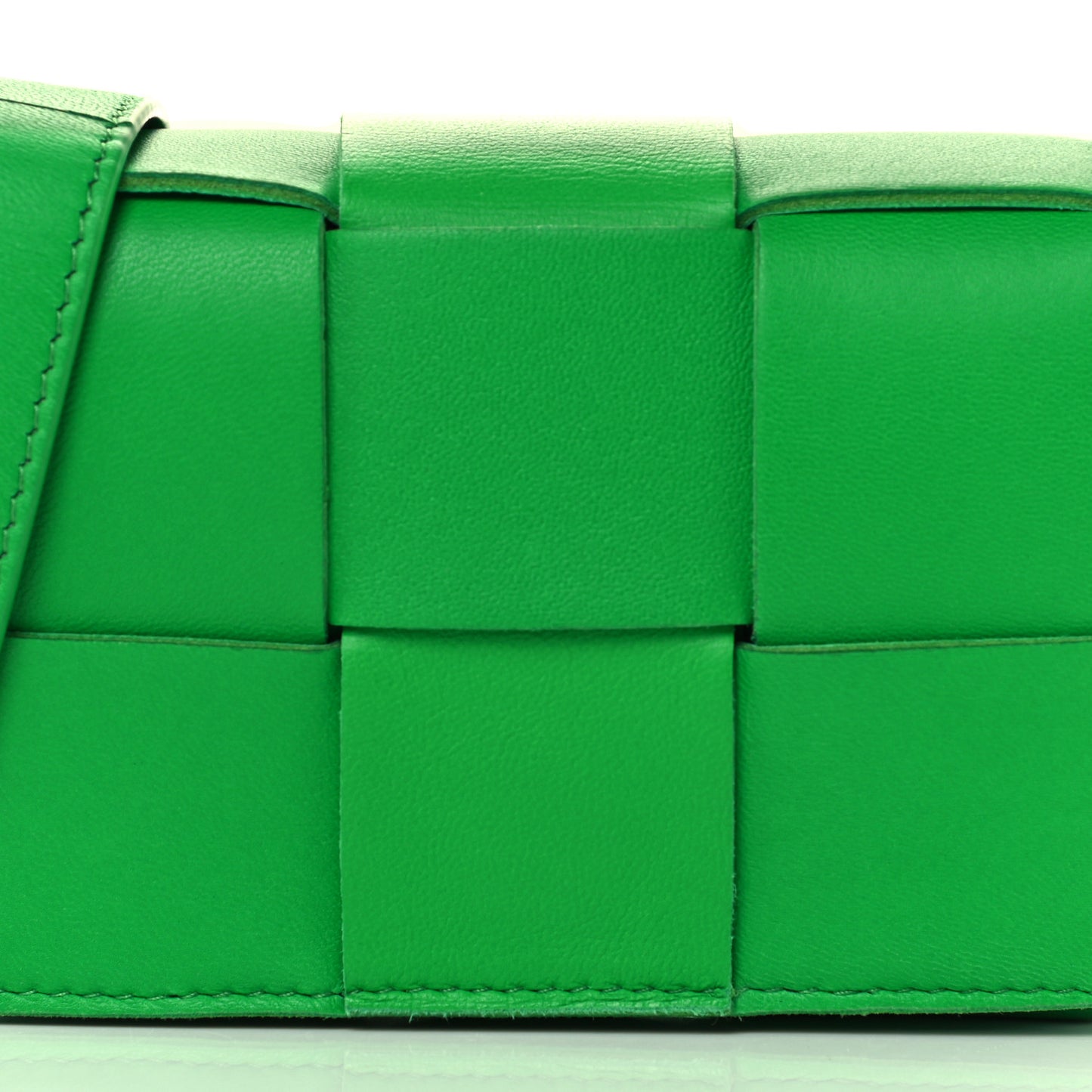 Lambskin Maxi Intrecciato Extra Mini Cassette Crossbody Bag Parakeet