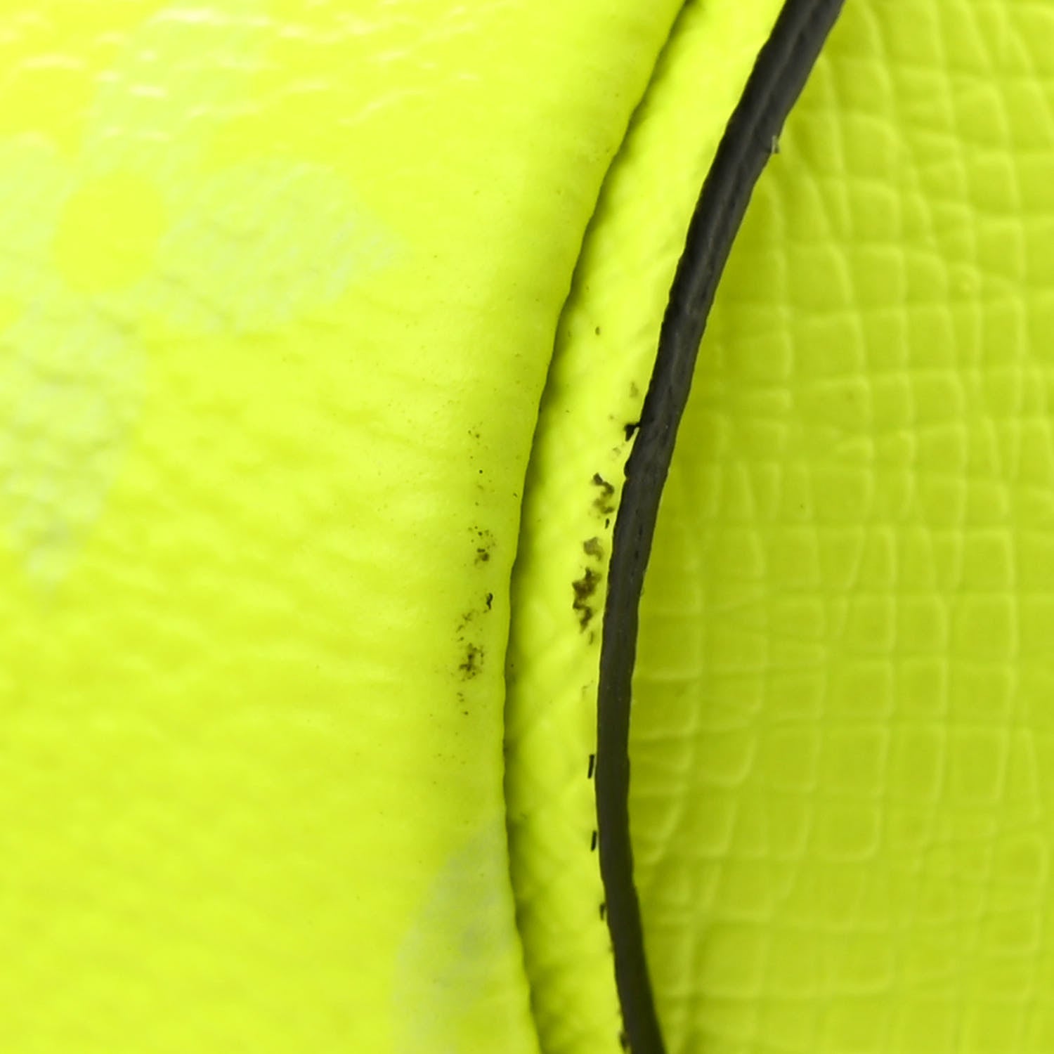 Louis Vuitton Taigarama Outdoor Messenger Neon Yellow 11 of 11