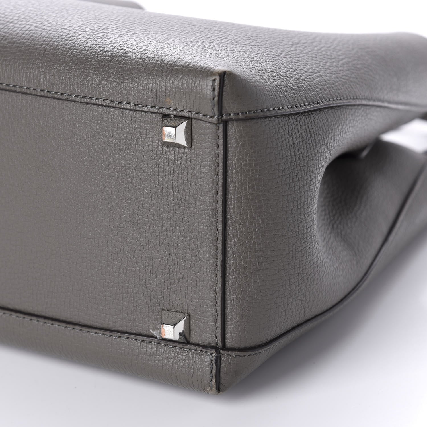 MCM Grained Calfskin Sarah Medium Visetos Hobo Grey 7 of 15
