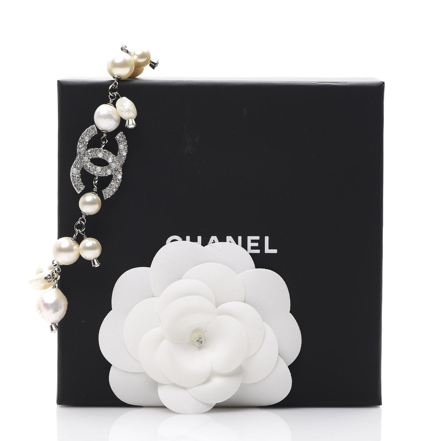 Pearl Crystal CC Bracelet Pearly White