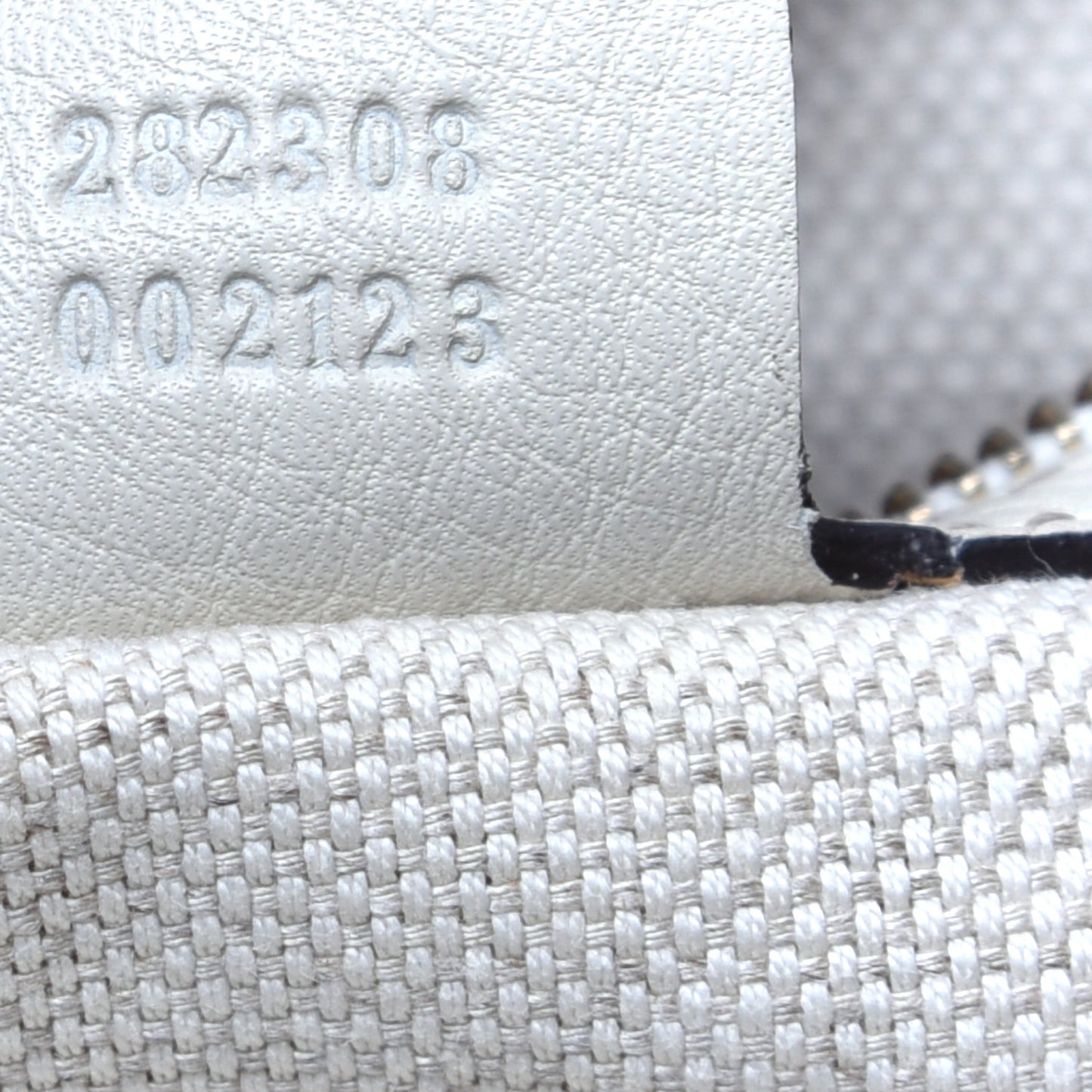 Pebbled Calfskin Large Soho Shoulder Bag Off White