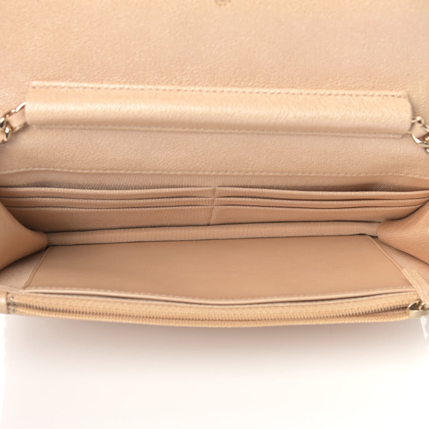 Iridescent Caviar Quilted Wallet On Chain WOC Beige