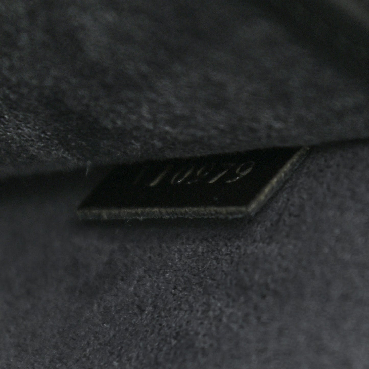 Epi Demi Lune Tote Black