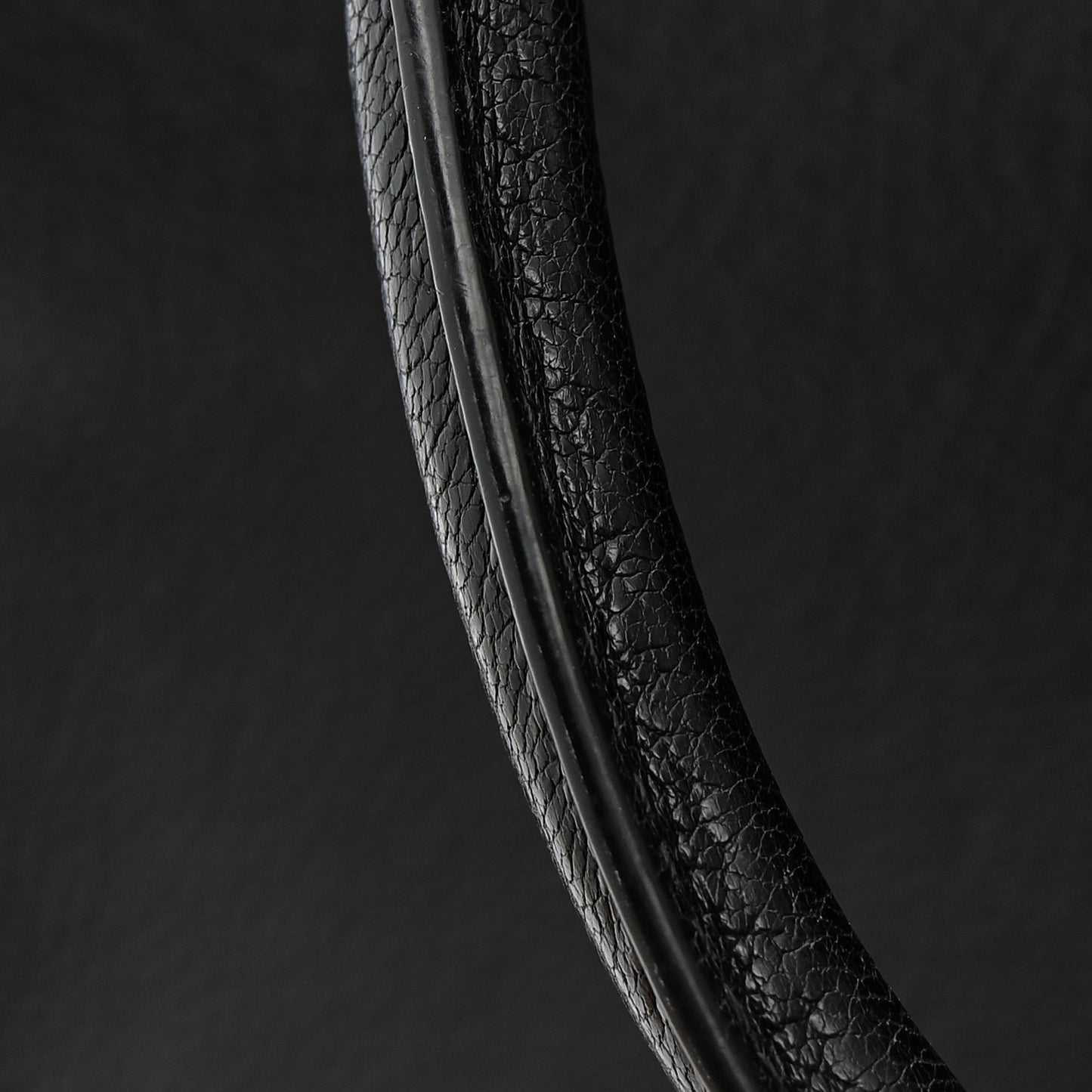 Sugar Goatskin Medium Antigona Black