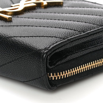Saint Laurent Grain De Poudre Matelasse Chevron Monogram Compact Zip Around Wallet Black 10 of 11