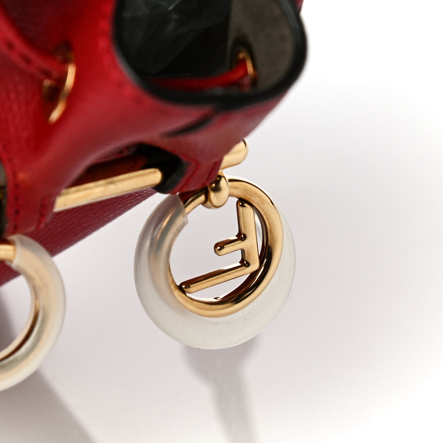 Vitello Cruise F is Fendi Mini Mon Tresor Bucket Bag Fragola