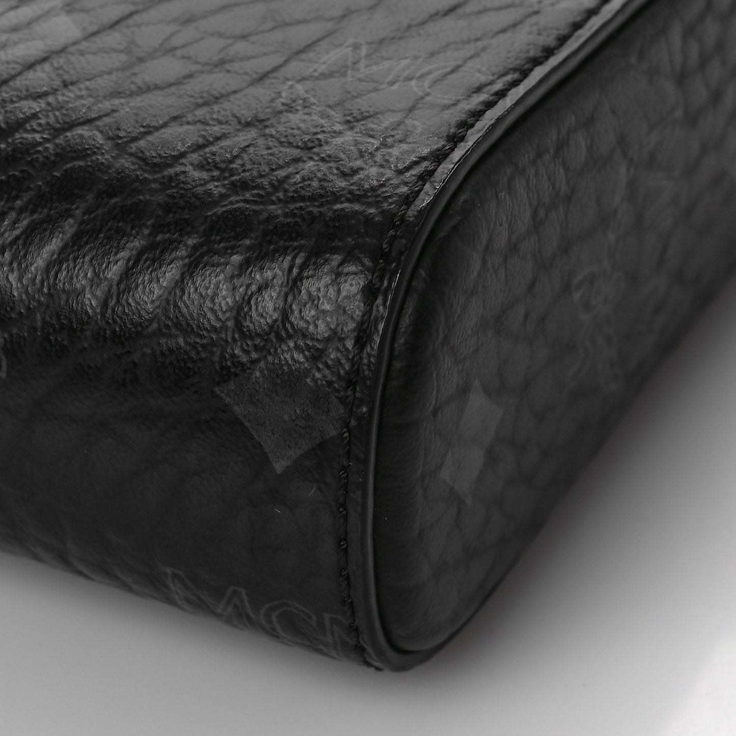 Visetos Millie Wallet On Chain Black