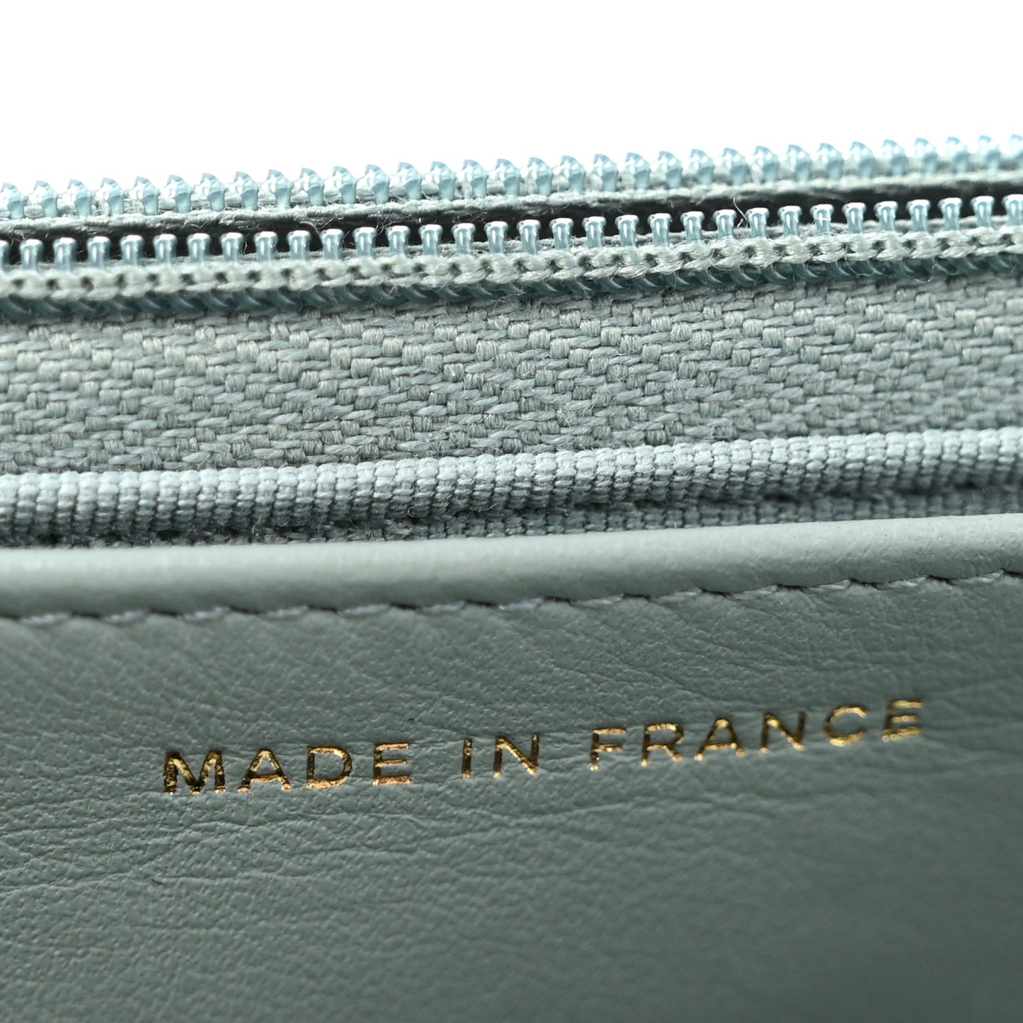 Caviar Quilted Wallet on Chain WOC Light Blue