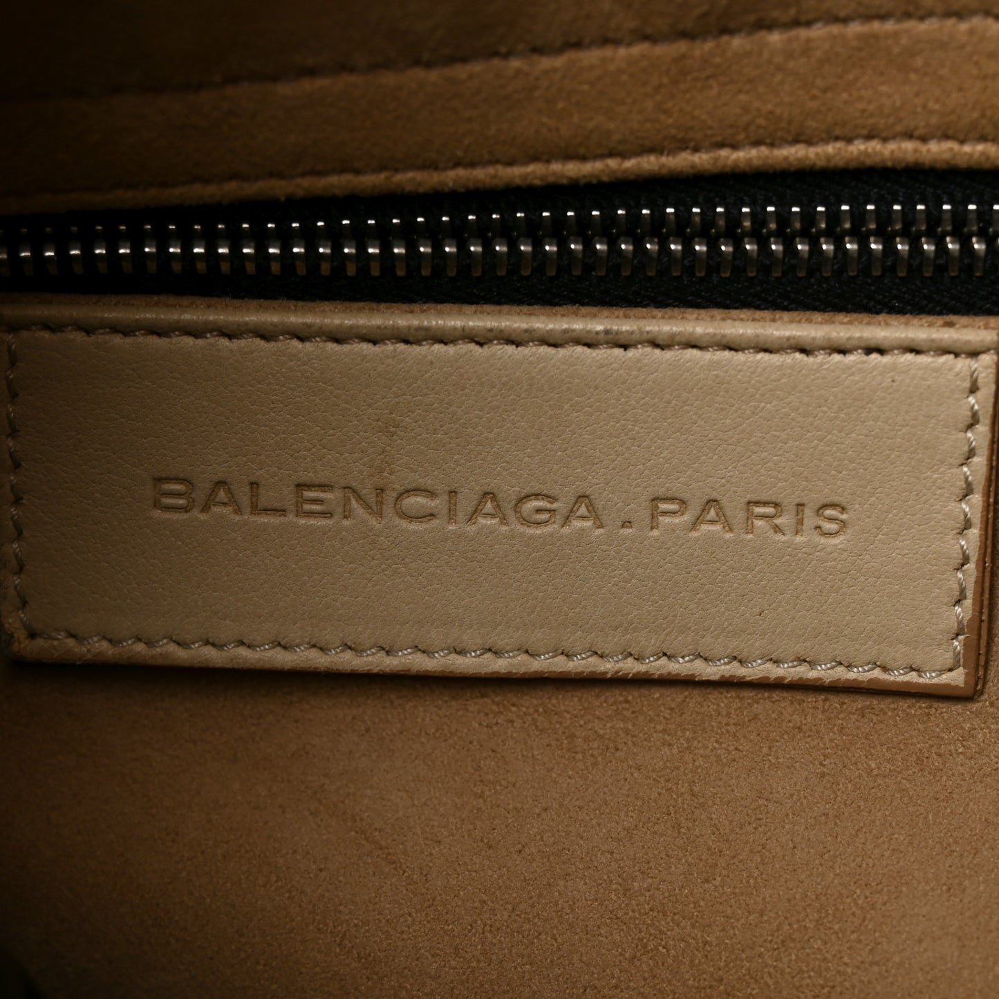 Suede Strike Hold Hobo Natural