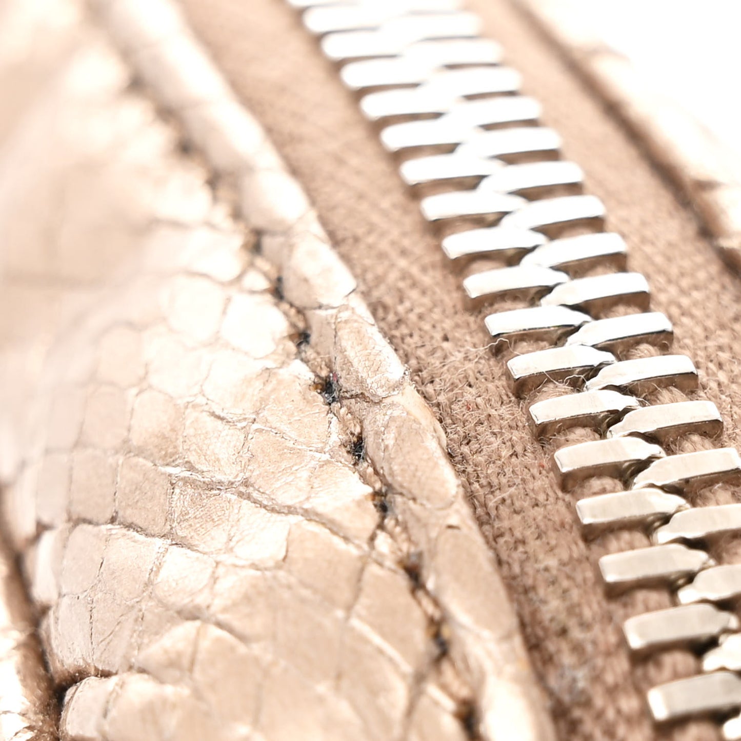 Metallic Ayers Impunture Diagramme Crossbody Bag Quarzo Mordo