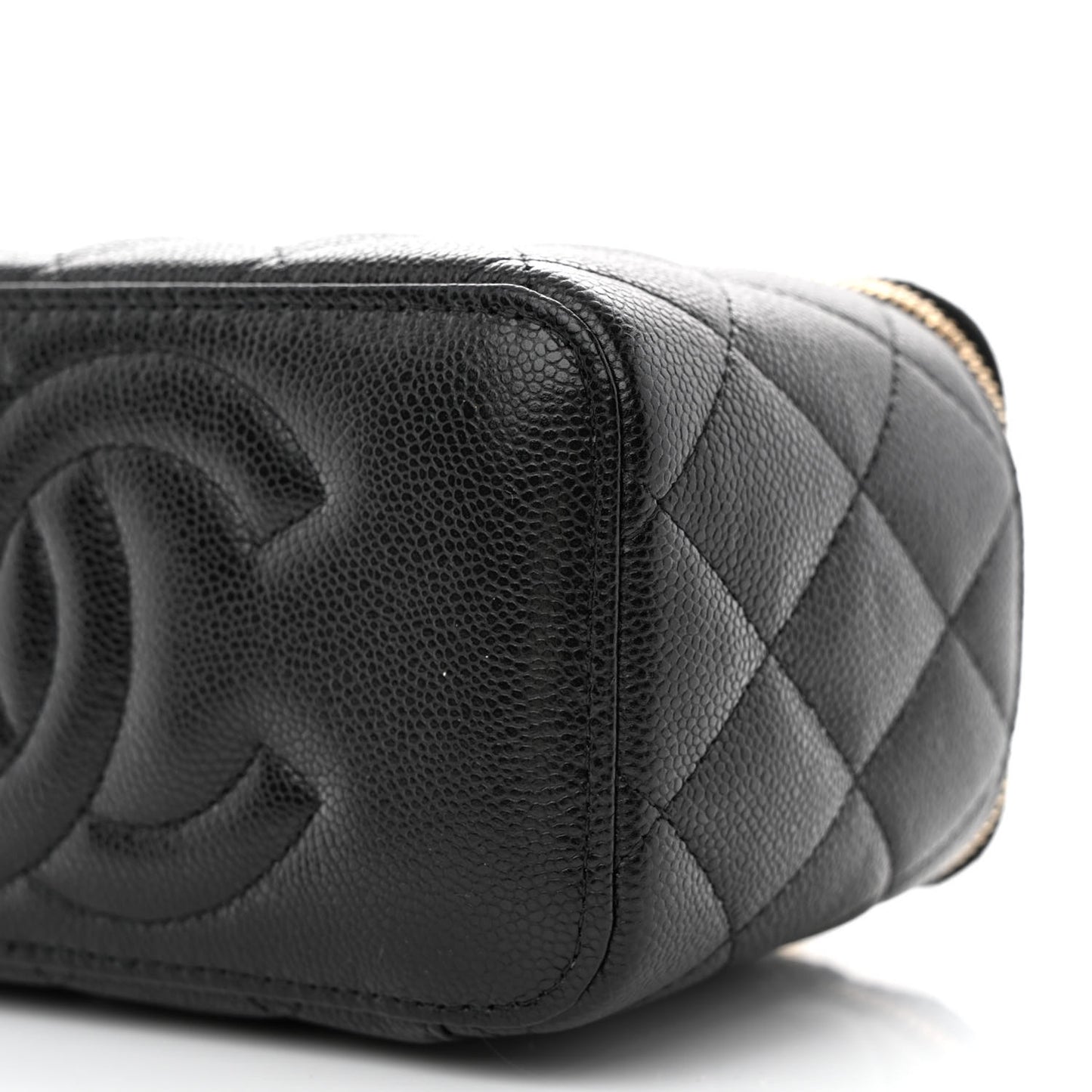 Caviar Quilted Small Vanity Case With Chain Black