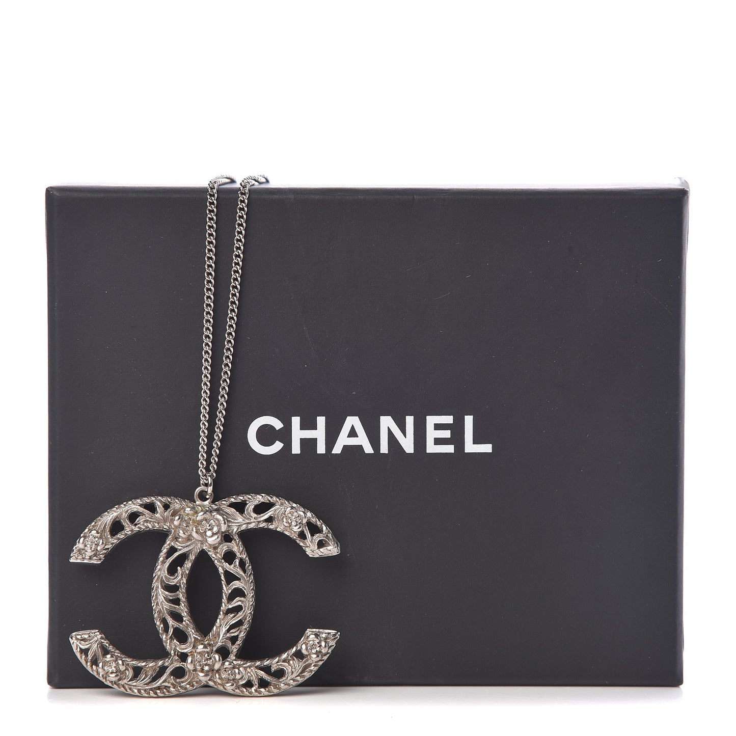 Large Baroque CC Necklace Silver