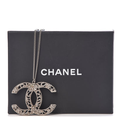 Chanel Large Baroque CC Necklace Silver 5 of 5