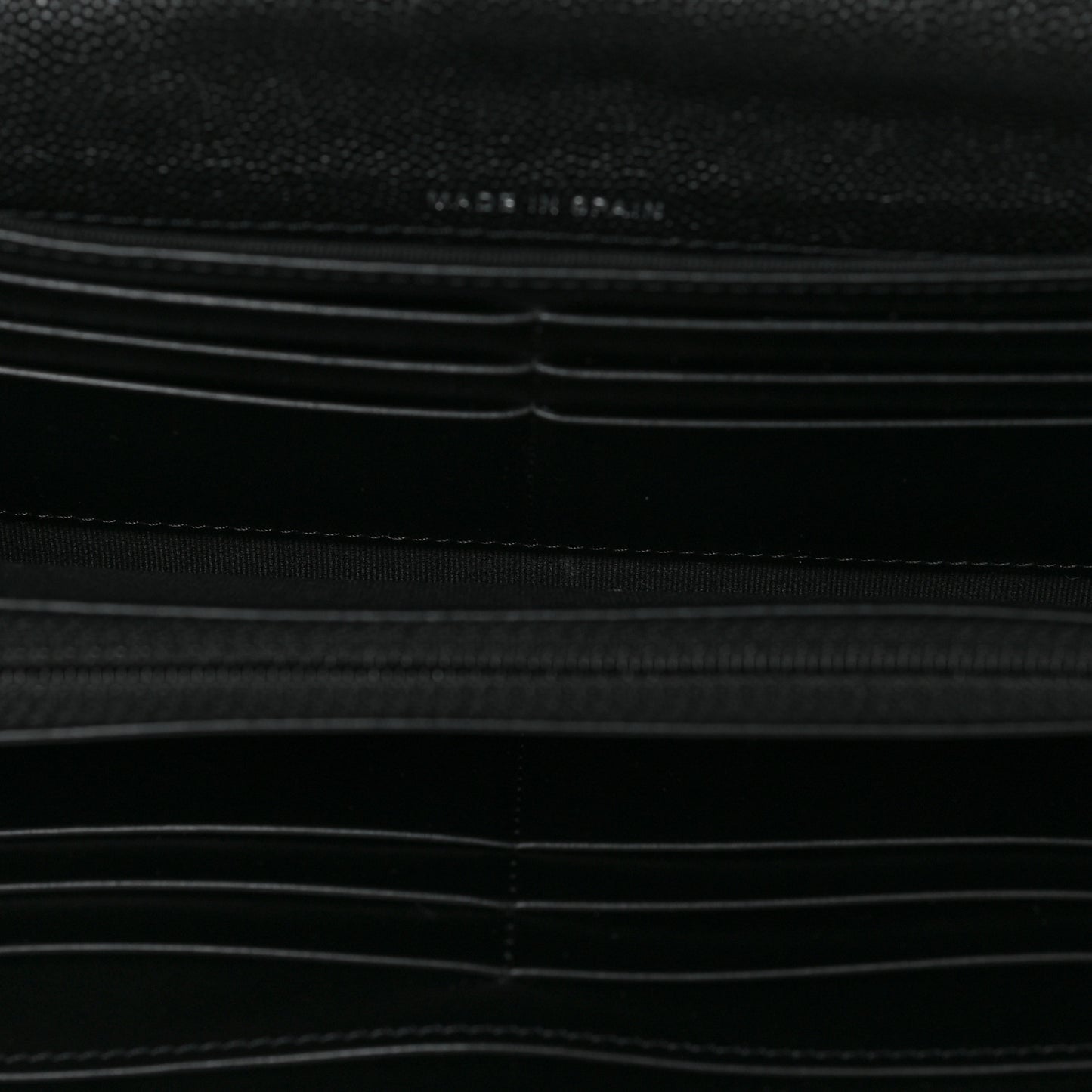 Caviar Quilted Large Boy Gusset Flap Wallet Black