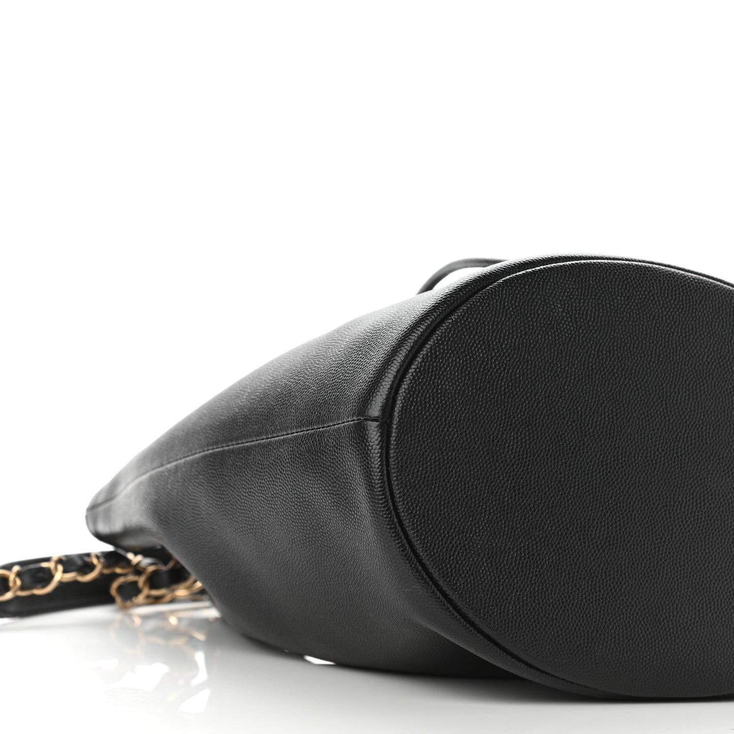 Caviar Deauville Drawstring Bucket Bag Black