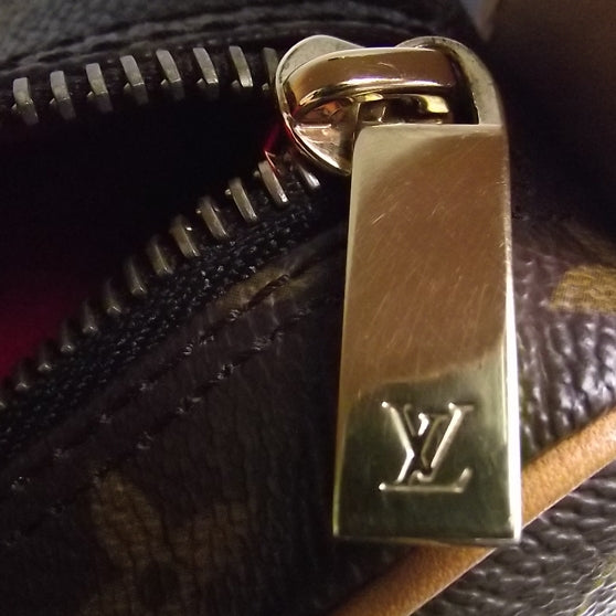 Monogram Croissant MM