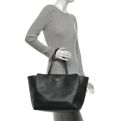 Gucci Pebbled Calfskin Medium Swing Tote Black 2 of 6