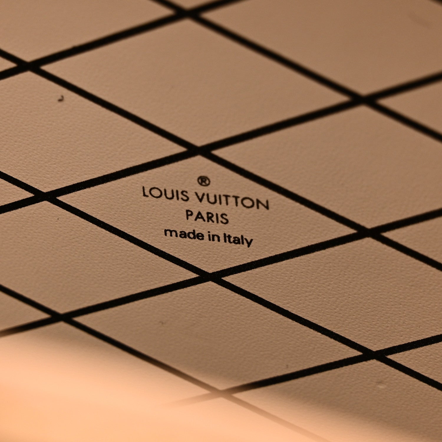 Louis Vuitton Monogram Petite Boite Chapeau 6 of 9