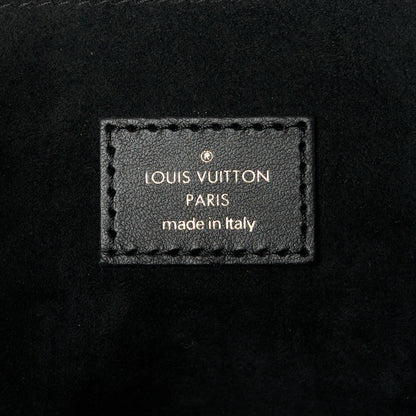 Louis Vuitton Monogram Giant Wild At Heart Pochette Metis Arizona 6 of 10