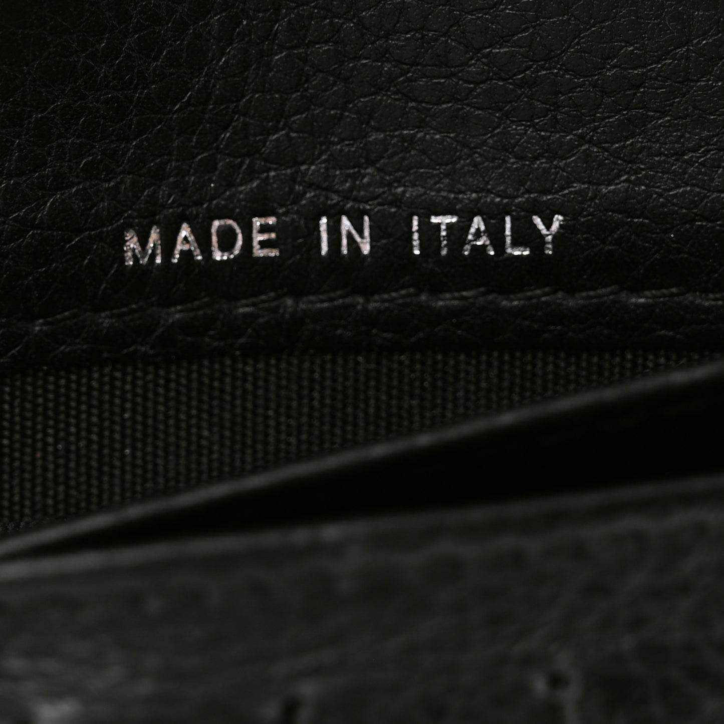 Distressed Caviar Stitched Yen Wallet Black