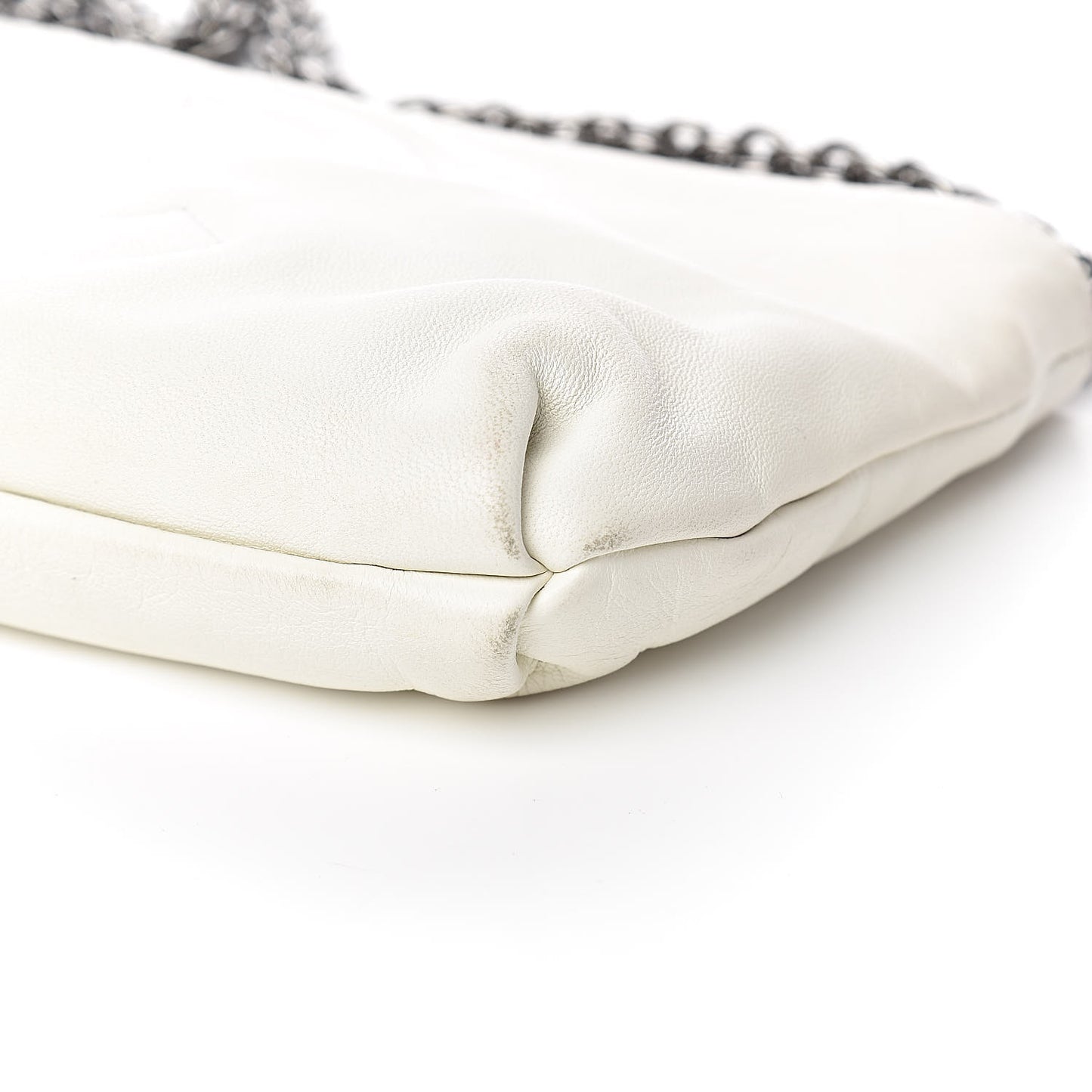 Lambskin Soft and Chain Pochette White