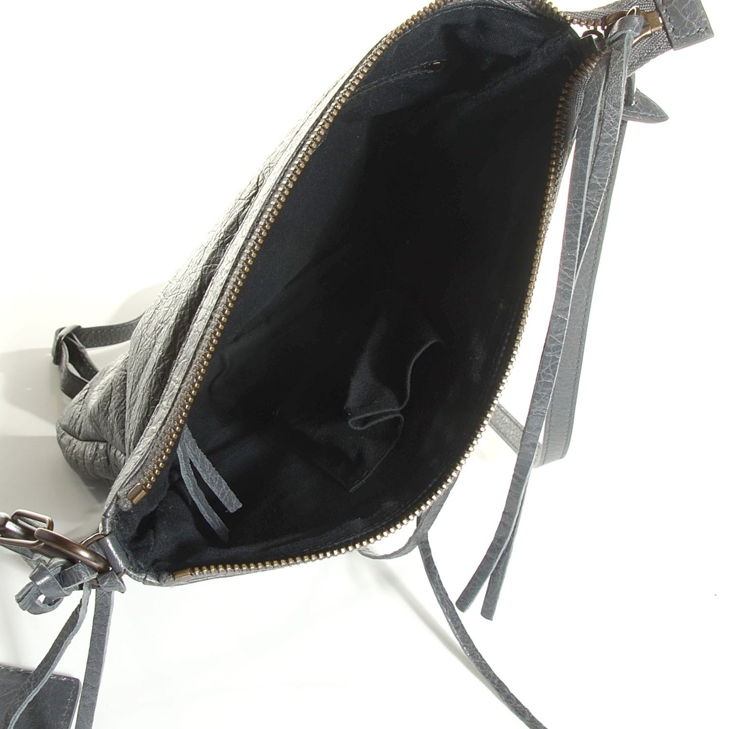 Agneau Classic Hardware Flat Crossbody Gris Tarmac