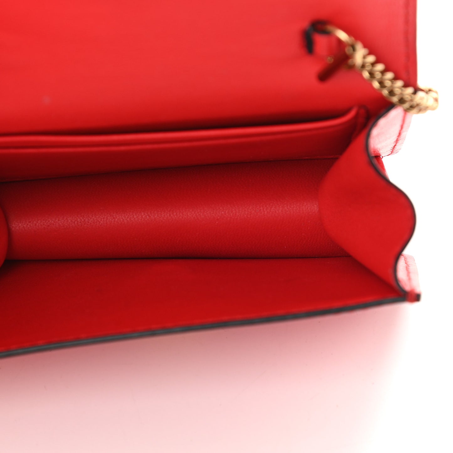 Vitello Mini Virtus Chain Clutch Red