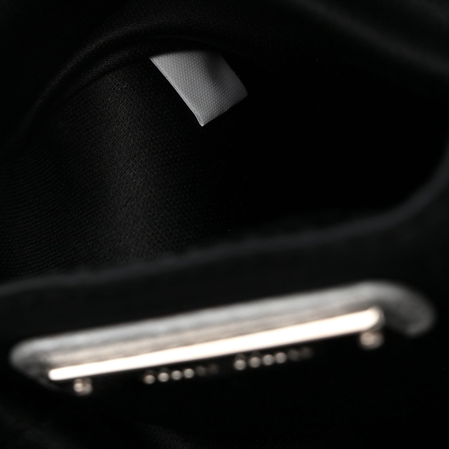 Miu Miu Paillettes Mate Bucket Bag Argento 7 of 11