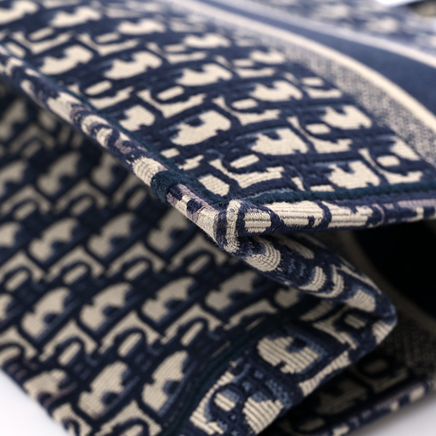 Oblique Medium Book Tote Blue Multicolor