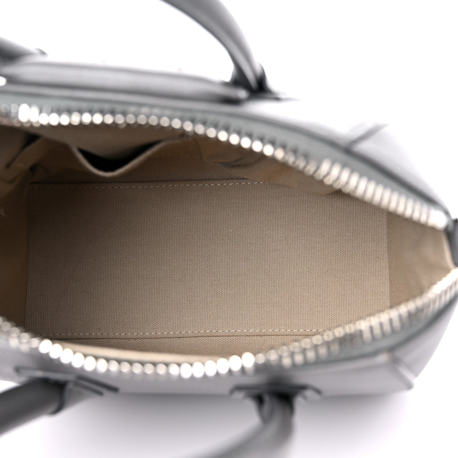 Givenchy Sugar Goatskin Mini Antigona Pearl Grey 5 of 12