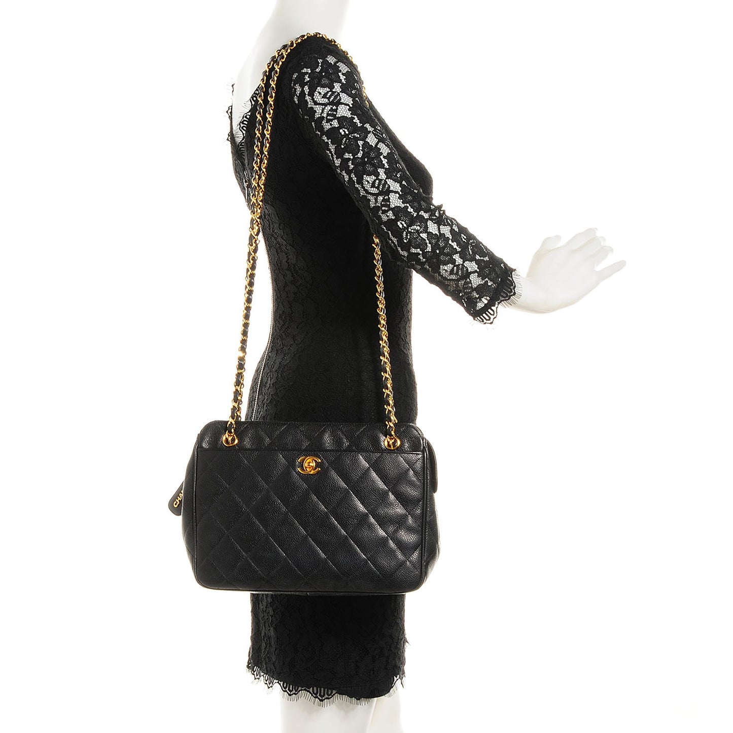 Caviar Quilted Shoulder Bag Black