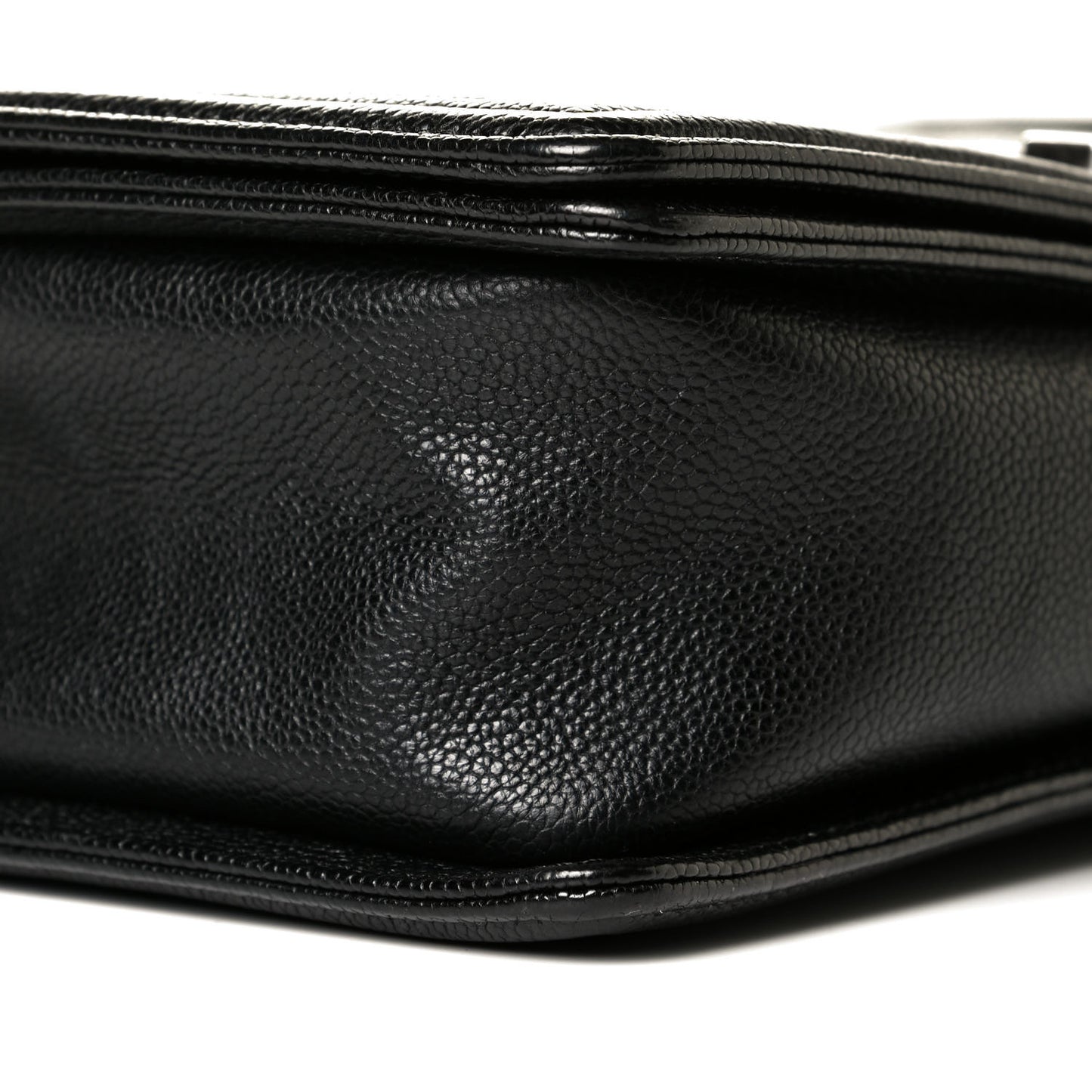 Caviar Quilted New Medium Boy Flap Black