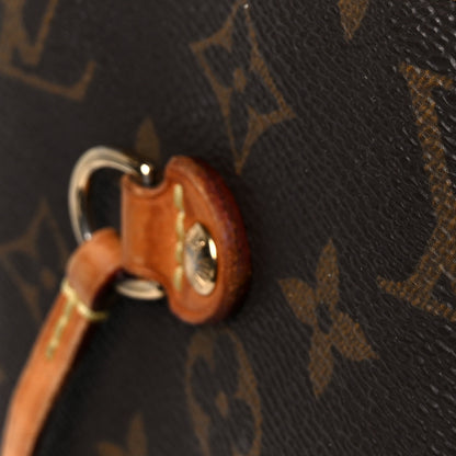 Louis Vuitton Monogram Neverfull MM 19 of 22