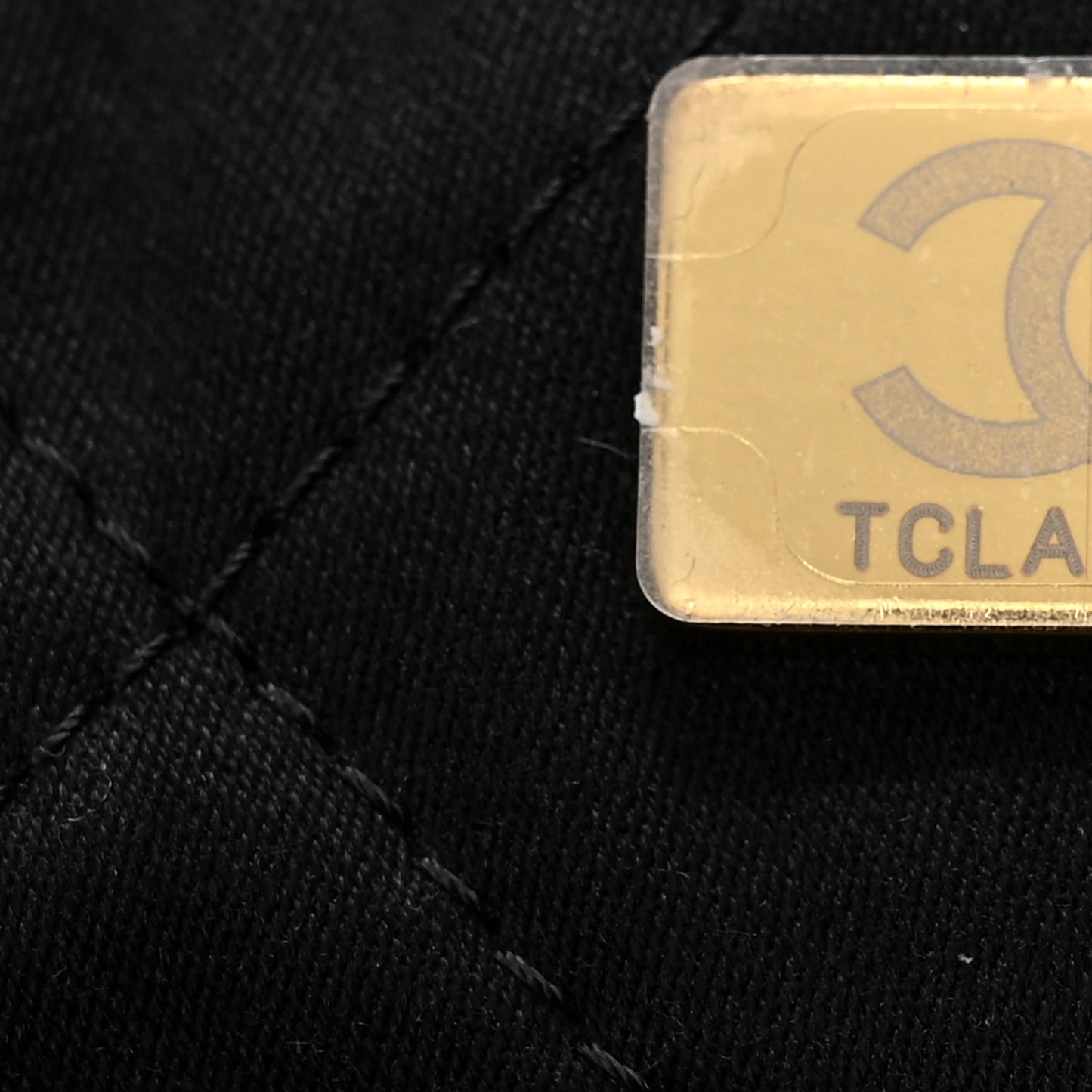 Shiny Calfskin Quilted Chanel 22 Black