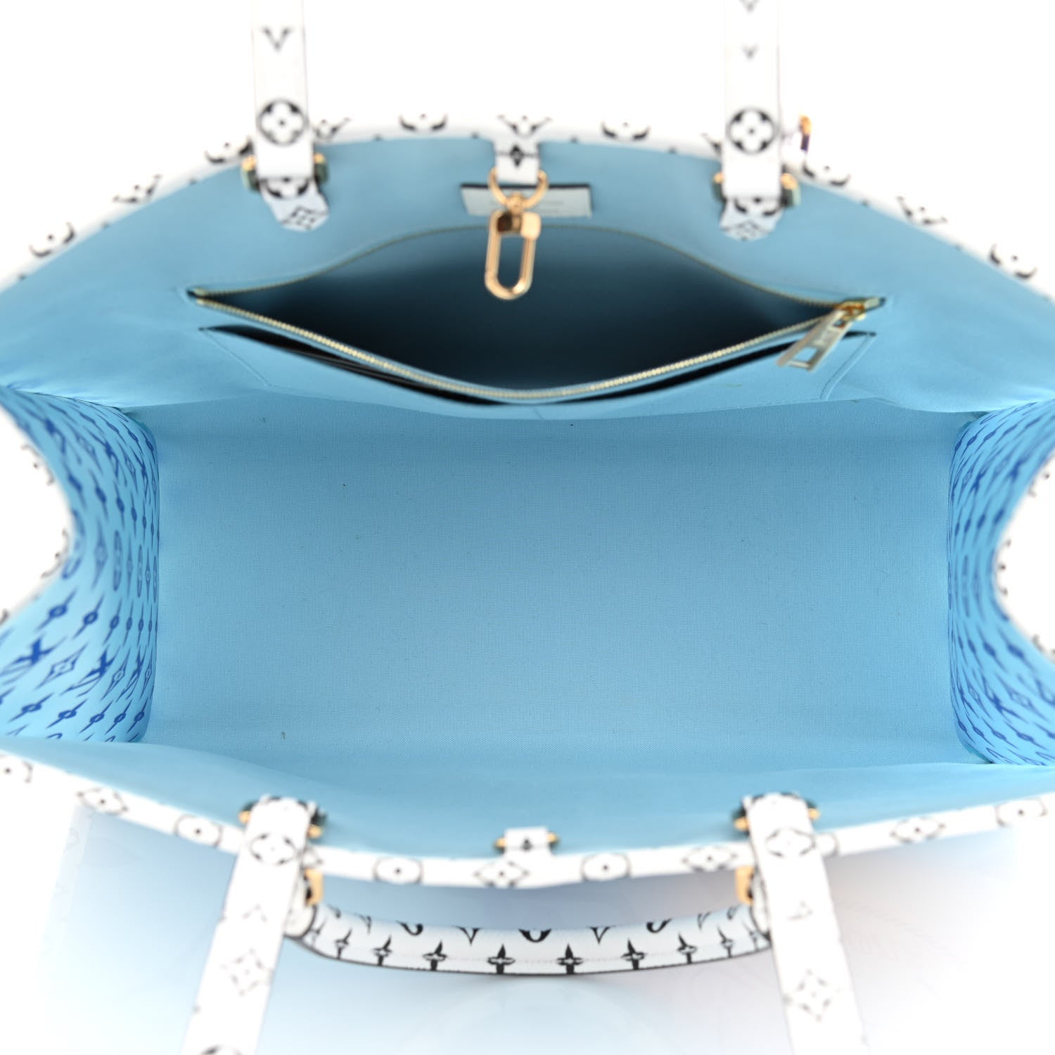 Louis Vuitton Monogram Giant Hamptons Onthego Blue 5 of 10