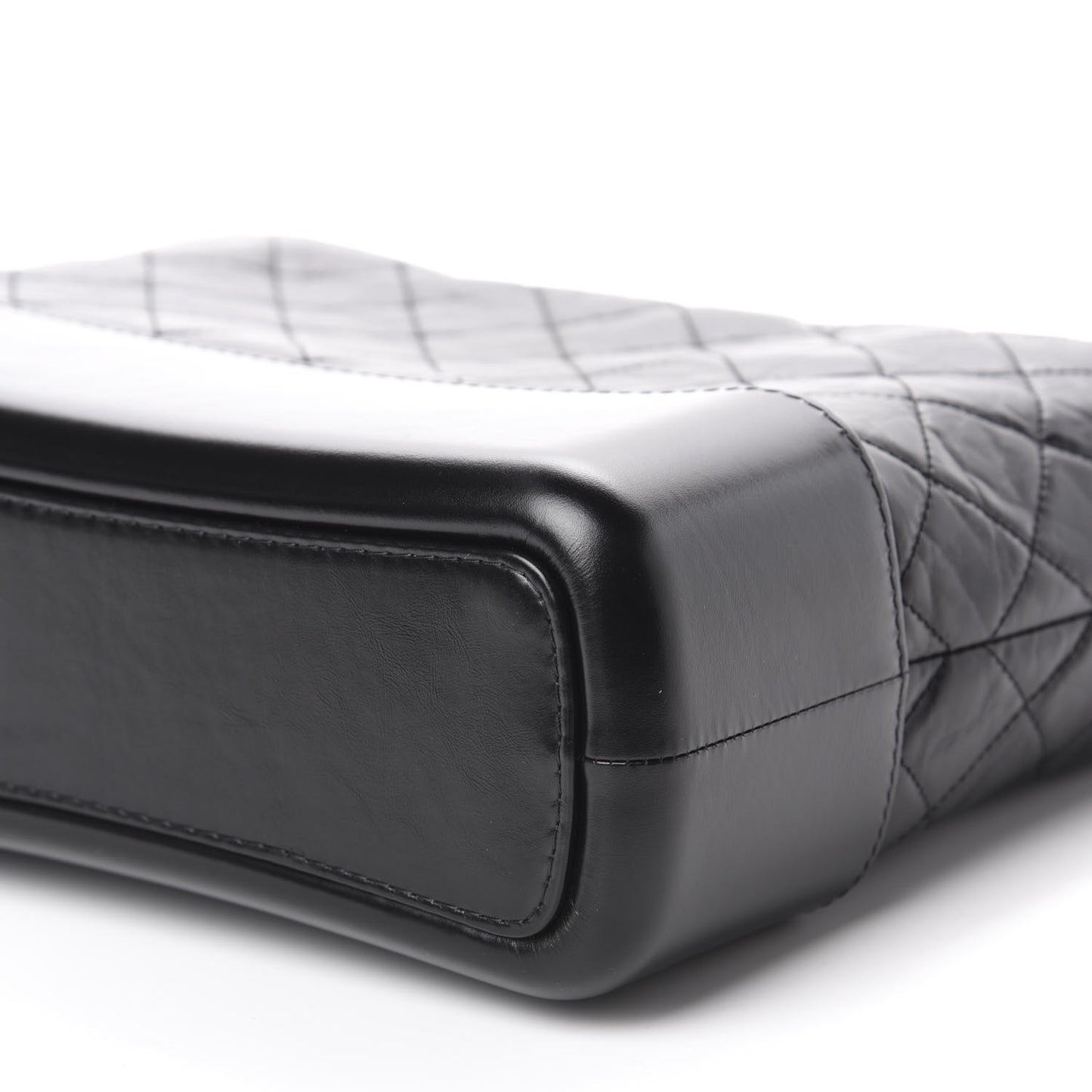 Aged Calfskin Quilted Medium Gabrielle Hobo Black